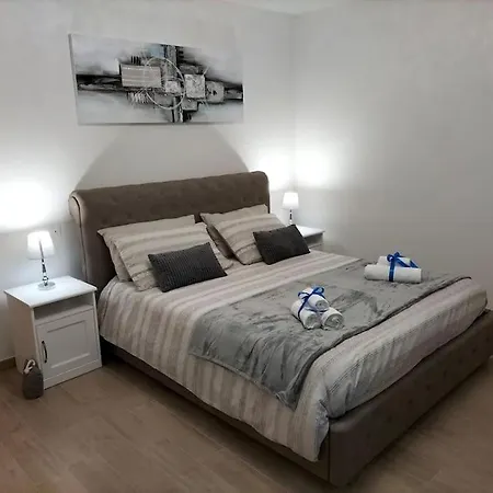 Apartman Bonbon, Centro Storico Con Parcheggio Gorizia