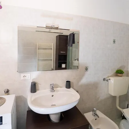 Bonbon, Centro Storico Con Parcheggio * Gorizia